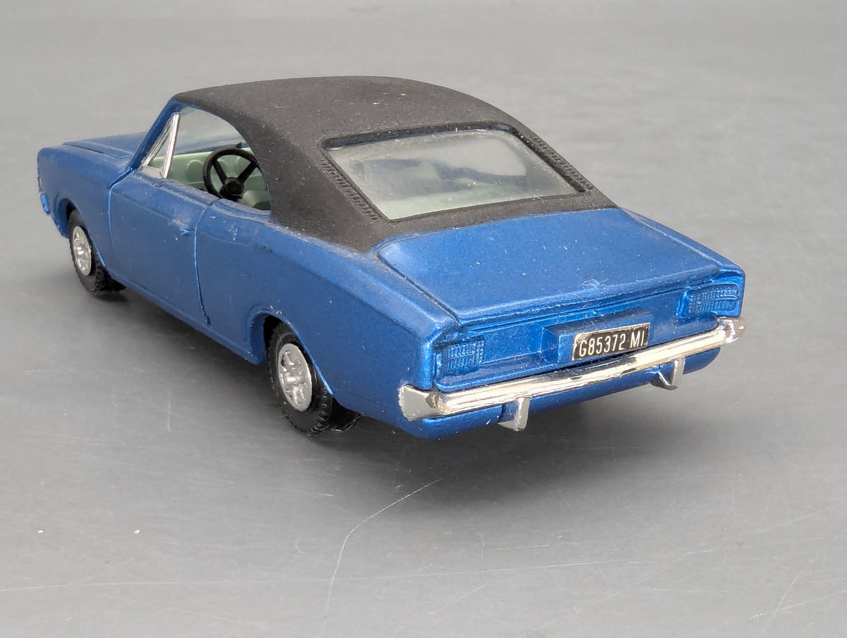 Modellauto 1:43 Dinky Toys 179 heute Mattel Opel Commodore Blau mit OVP