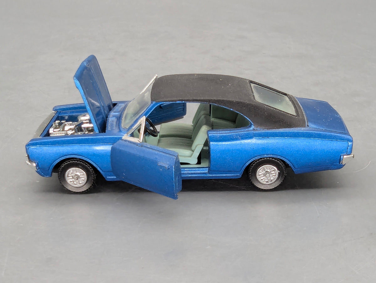 Modellauto 1:43 Dinky Toys 179 heute Mattel Opel Commodore Blau mit OVP