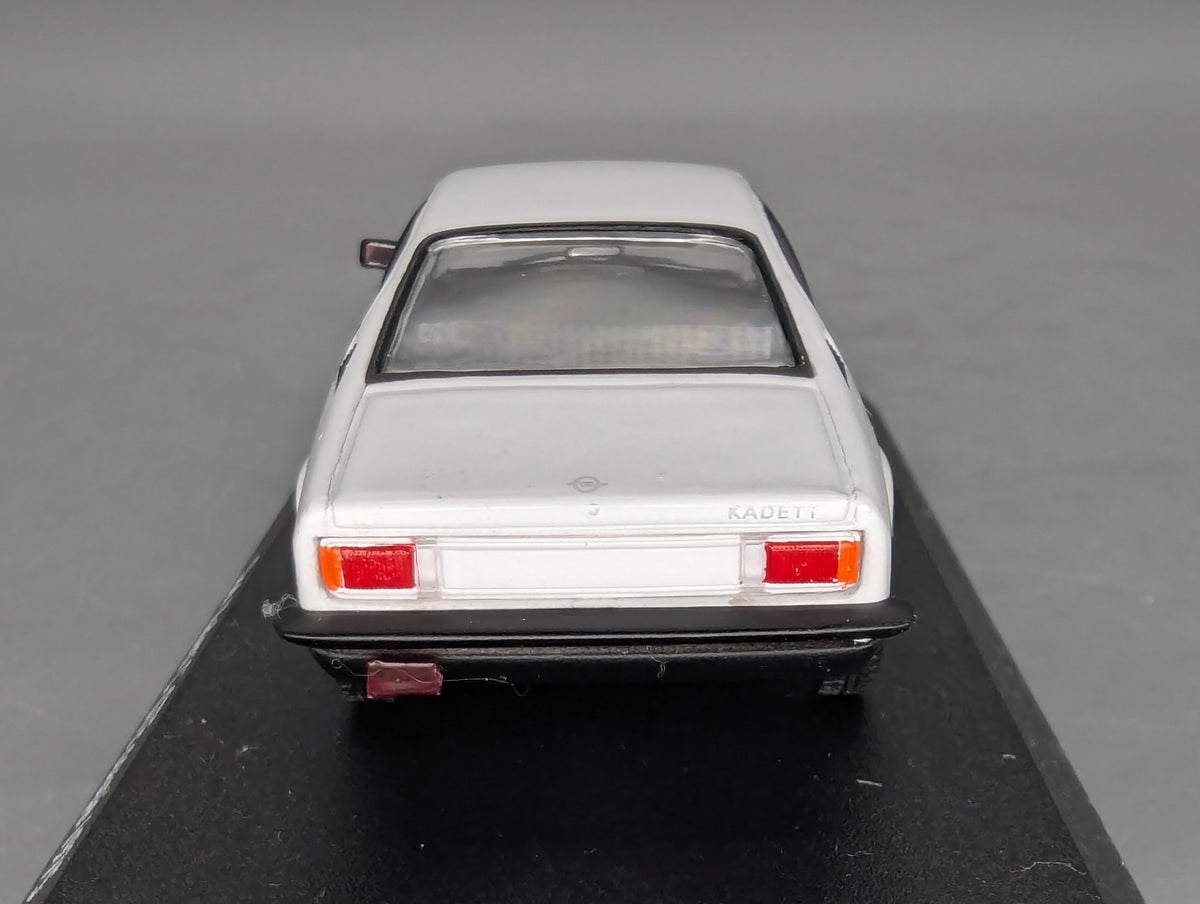 Modellautos 1:43 CDC Detail Cars 450 Opel Kadett C GTE Coupe 1975 Weiß mit OVP