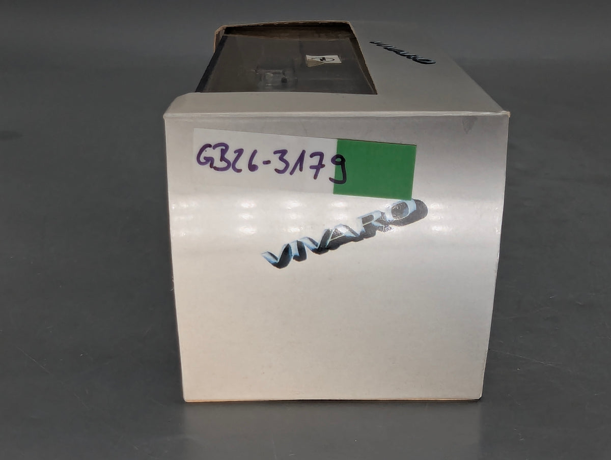 Modellautos 1:43 Minichamps Opel Vivaro Silber mit Dealer OVP
