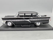 Modellautos 1:24 Whitebox WB 124080 GAZ 13 Chaika Schwarz mit OVP