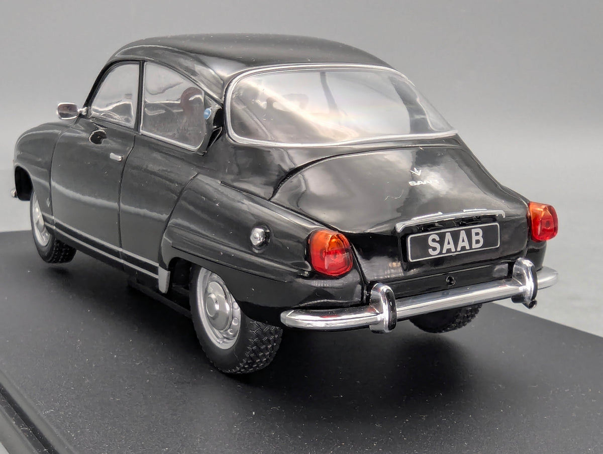 Modellautos 1:24 Whitebox WB 124051 Saab 96 V4 1970 Schwarz mit OVP