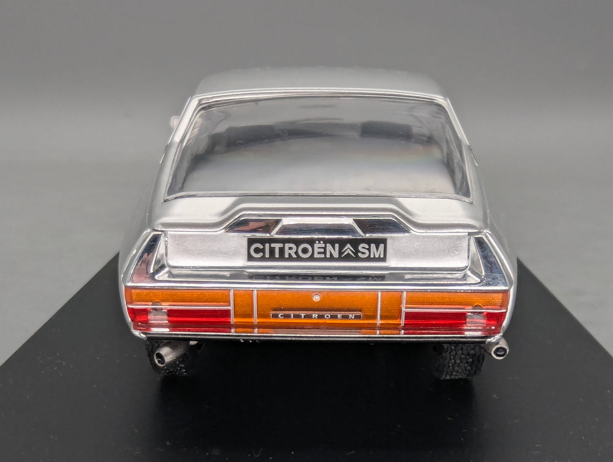Modellautos 1:24 Whitebox WB 124046 Citroen SM 1970 mit OVP