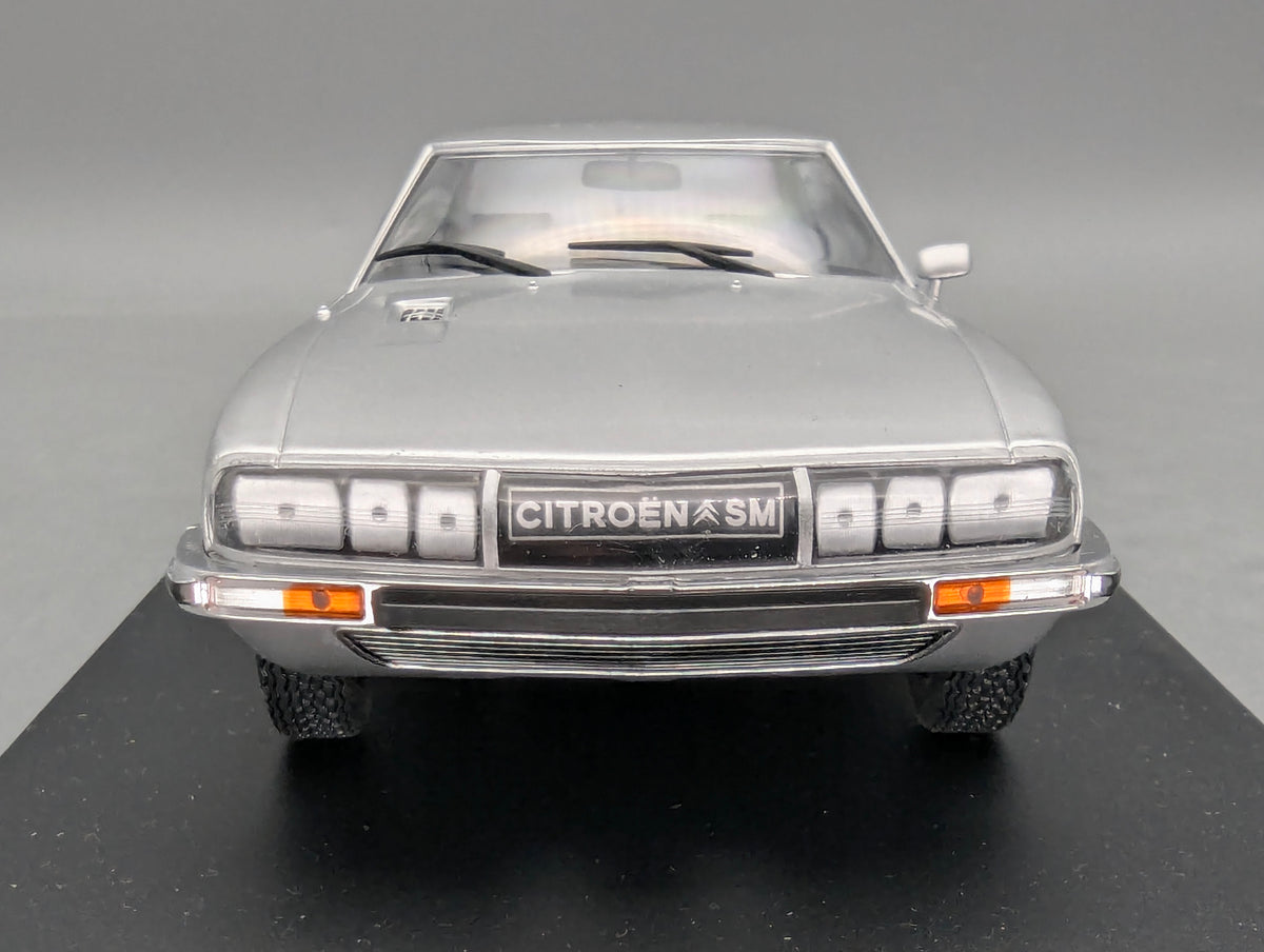 Modellautos 1:24 Whitebox WB 124046 Citroen SM 1970 mit OVP
