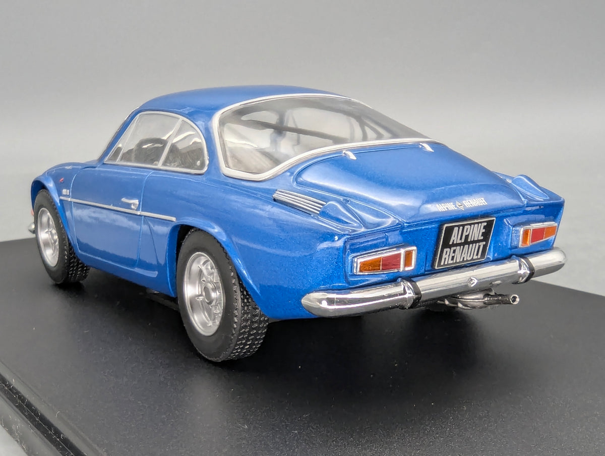 Modellautos 1:24 Whitebox WB 124058 Alpine Renault A110 1300 Metallic Blau OVP