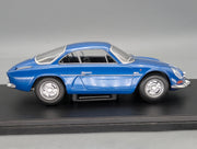 Modellautos 1:24 Whitebox WB 124058 Alpine Renault A110 1300 Metallic Blau OVP