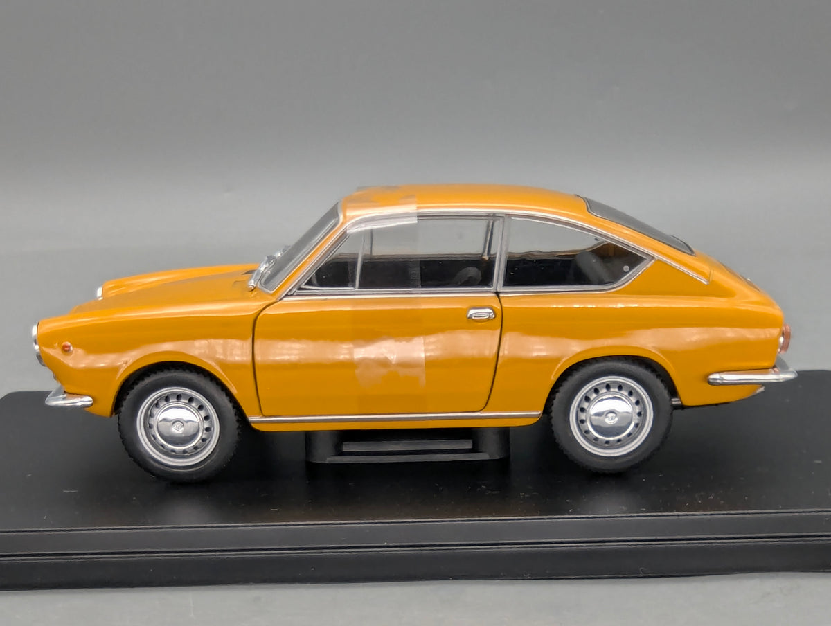 Modellautos 1:24 Whitebox WB 124168 Fiat 850 Coupe mit OVP