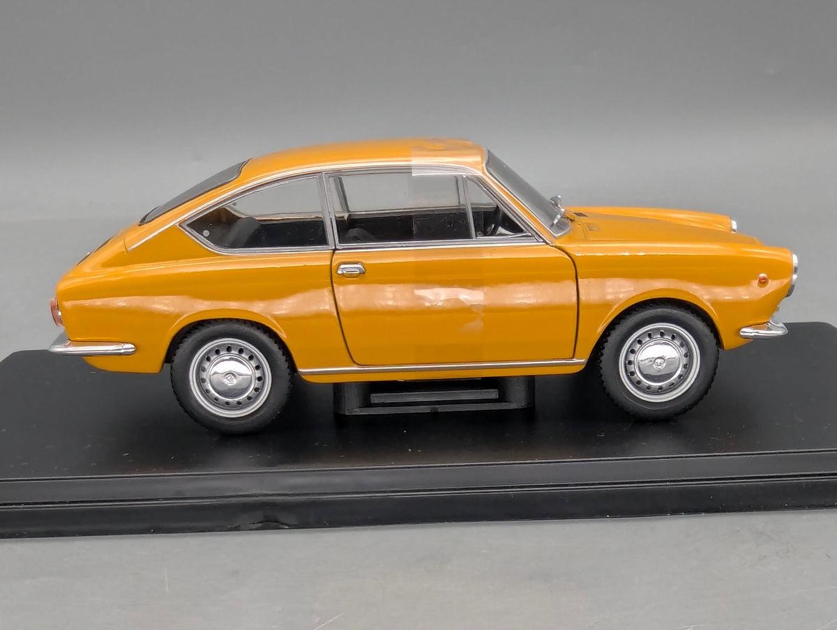 Modellautos 1:24 Whitebox WB 124168 Fiat 850 Coupe mit OVP