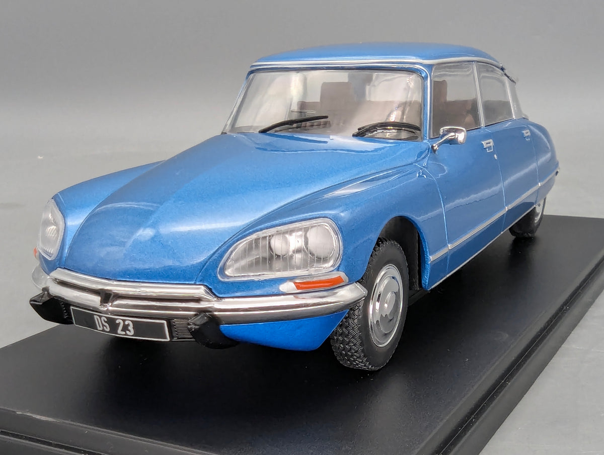 Modellautos 1:24 Whitebox WB 124127 Citroen DS 23 Pallas Metallic Blau mit OVP