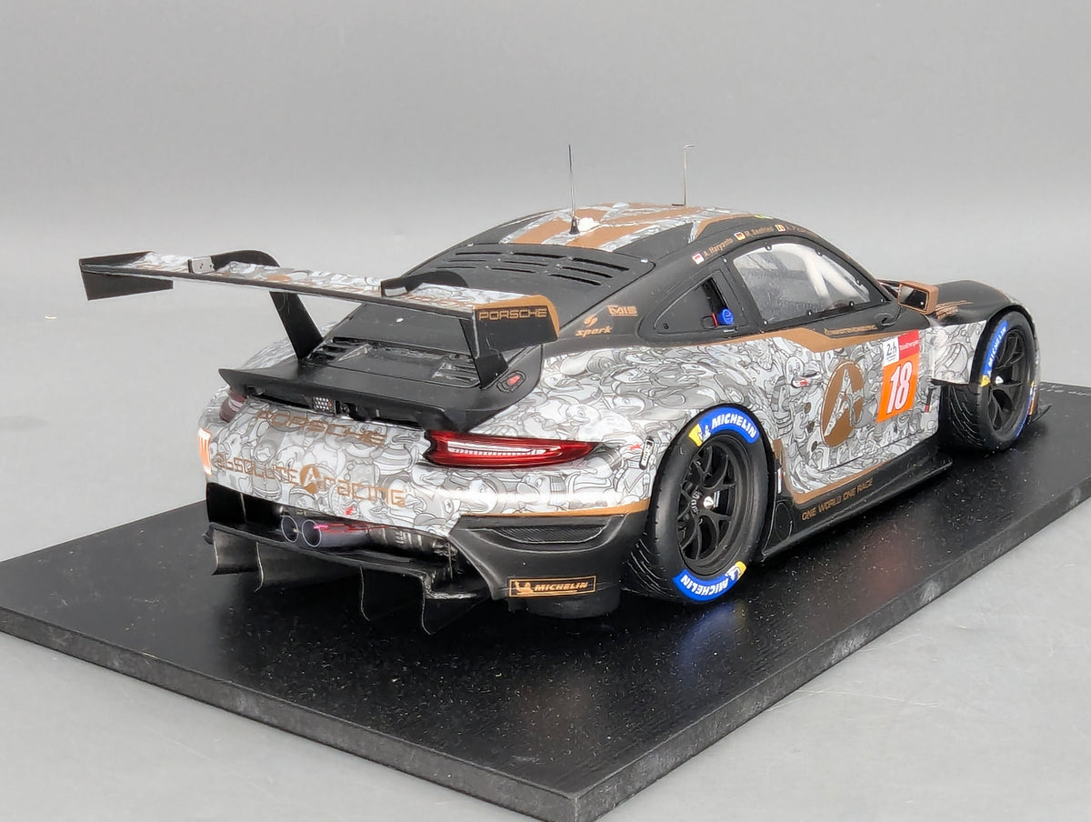 Modellautos 1:18 Spark Porsche 911 RSR-19 24h Le Mans 2021 #18 mit OVP
