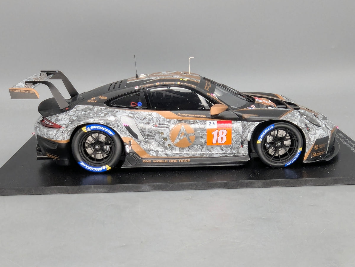 Modellautos 1:18 Spark Porsche 911 RSR-19 24h Le Mans 2021 #18 mit OVP