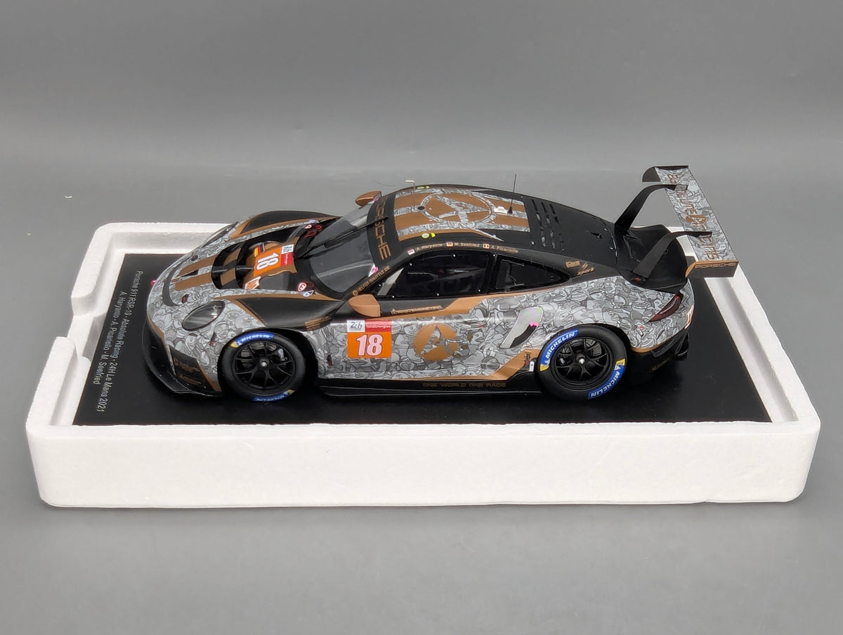 Modellautos 1:18 Spark Porsche 911 RSR-19 24h Le Mans 2021 #18 mit OVP