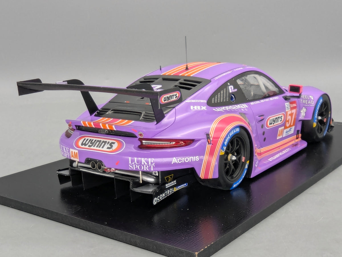Modellautos 1:18 Spark Porsche 911 RSR 24h Le Mans 2020 #57 mit OVP