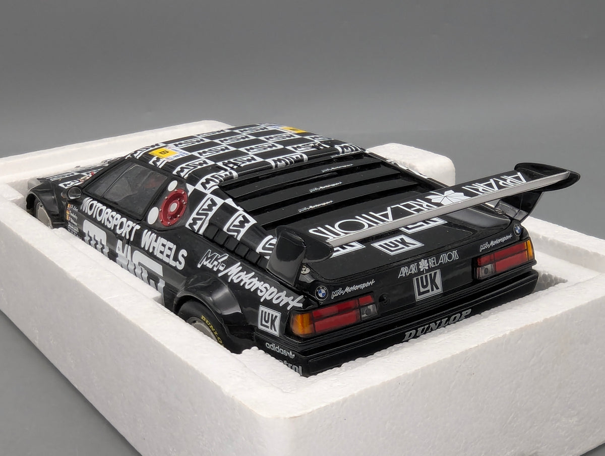 Modellautos 1:18 Minichamps BMW M1 MK Motorsport 24h Le Mans 1986 #111 mit OVP