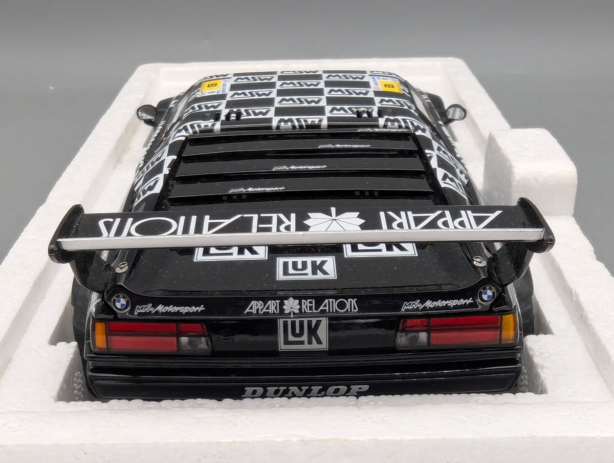 Modellautos 1:18 Minichamps BMW M1 MK Motorsport 24h Le Mans 1986 #111 mit OVP