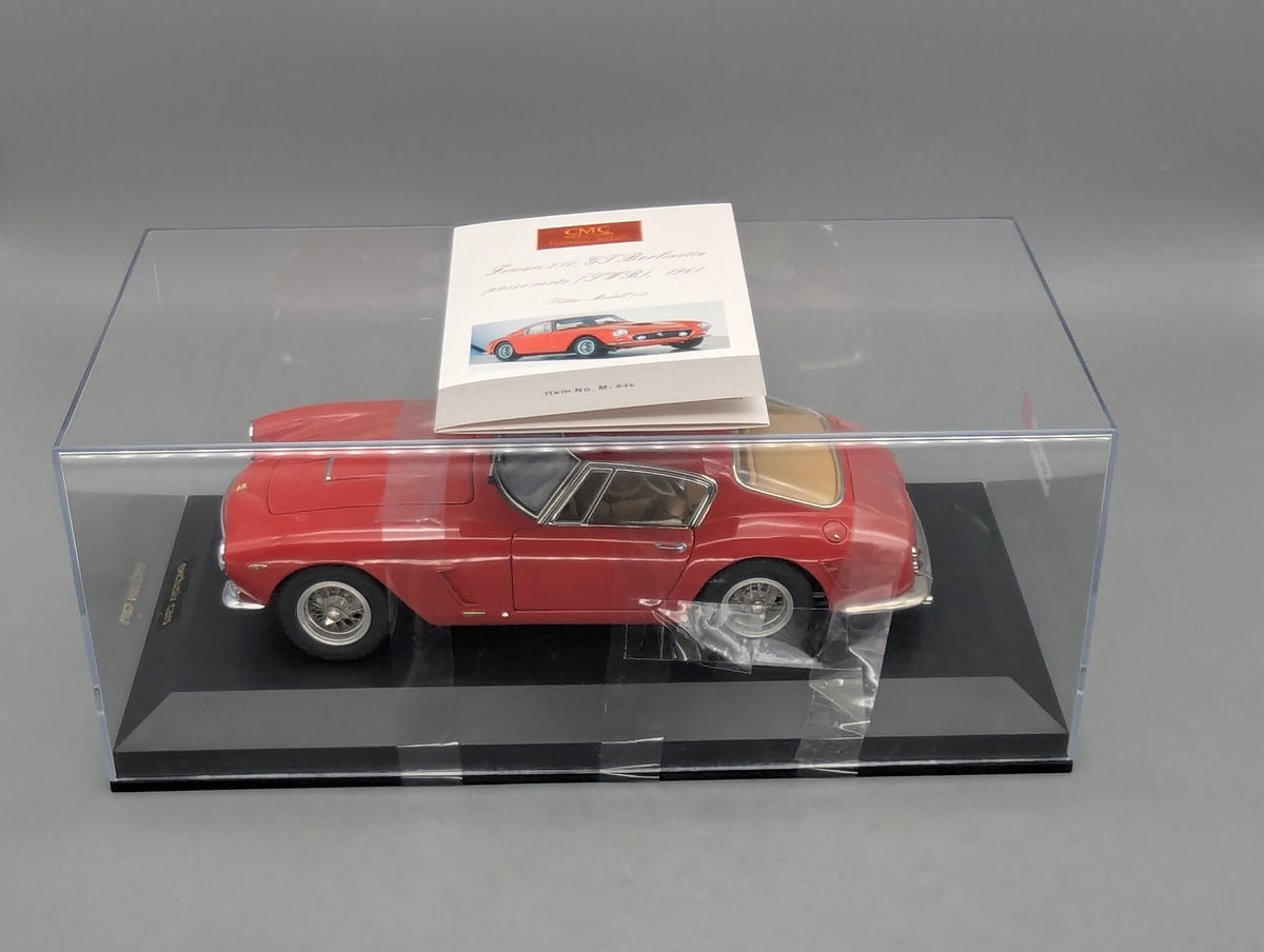 Modellautos 1:18 CMC Ferrari 250 GT Berlinetta Passo Corto SWB 1961 Vitrine
