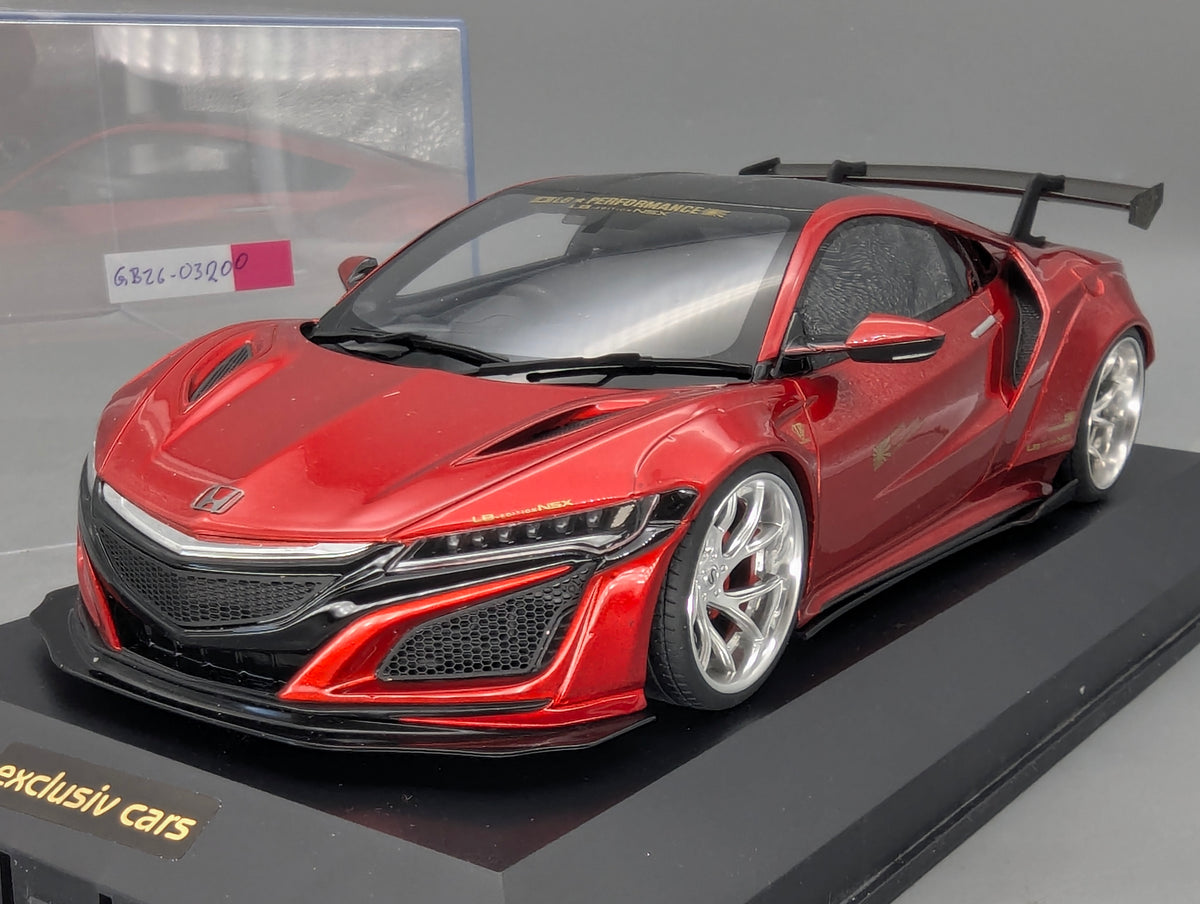 Modellautos 1:18 GT Spirit Honda NSX LB-Works mit Vitrine
