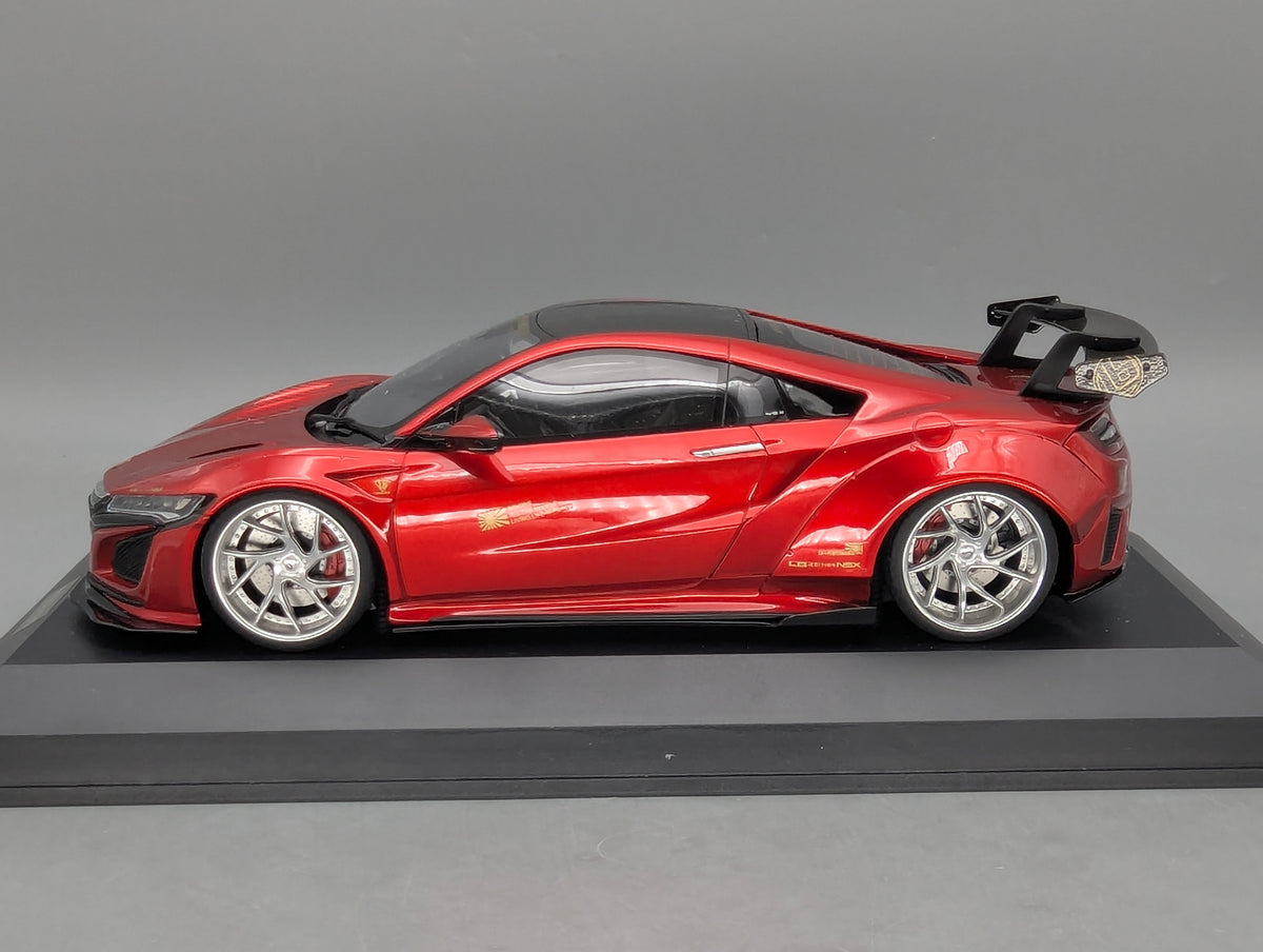 Modellautos 1:18 GT Spirit Honda NSX LB-Works mit Vitrine