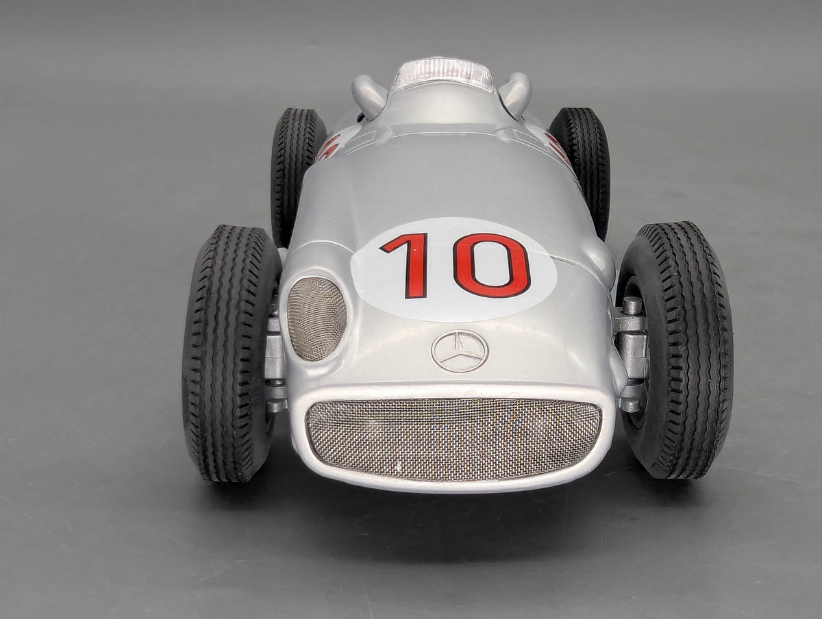 Modellautos 1:18 iScale Mercedes Benz W196 F1 WINNER Belgien 1955 #10 Fangio OVP