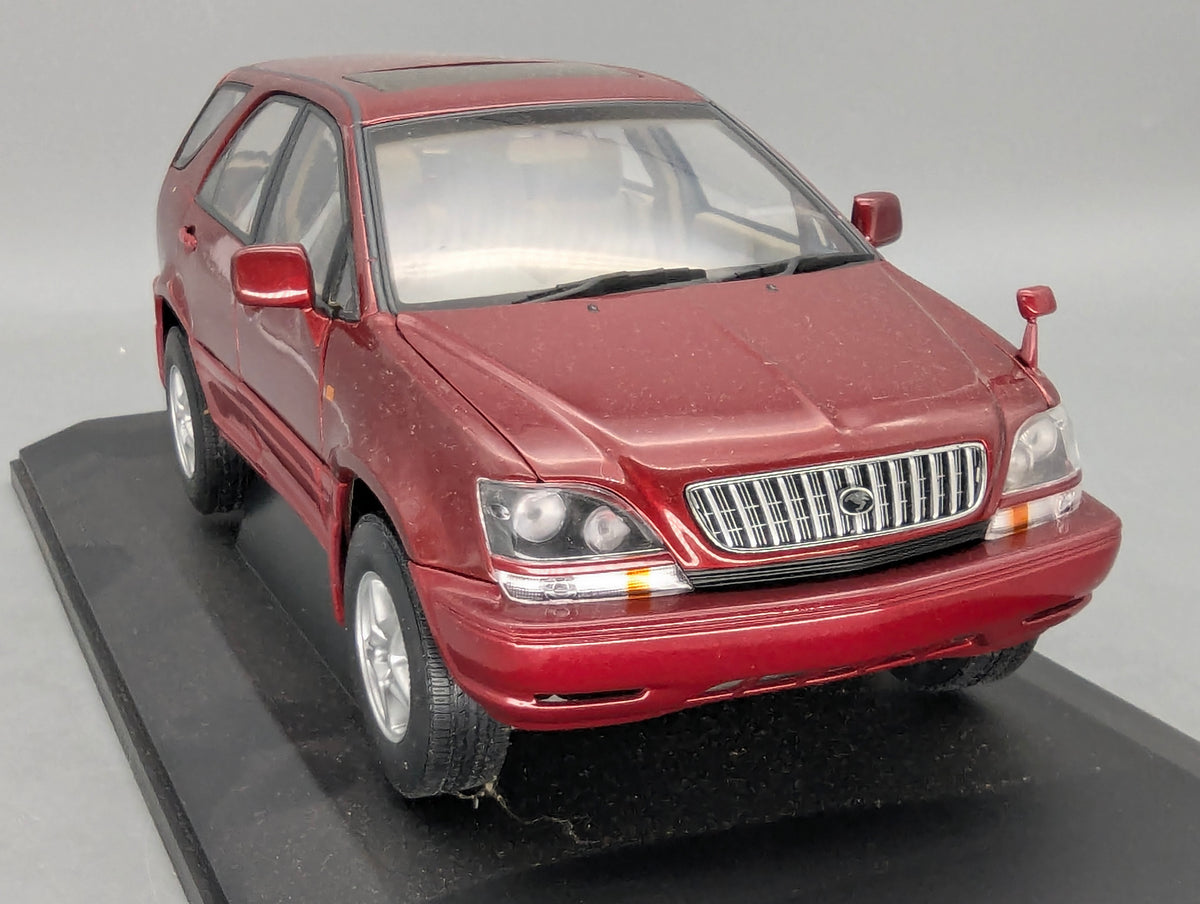 Modellautos 1:18 AUTOart 70035 Toyota Harrier 3.0 Four Metallic Red mit OVP