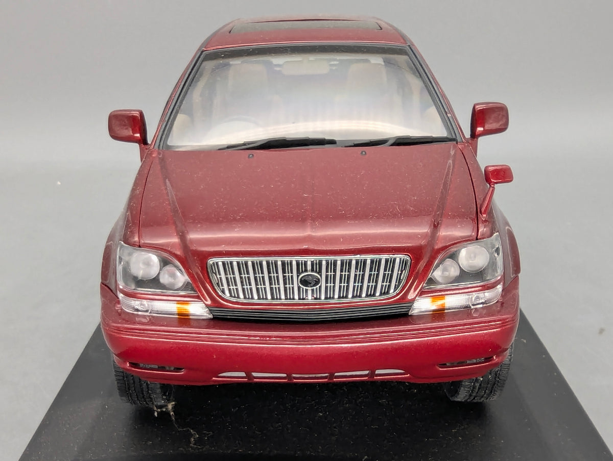 Modellautos 1:18 AUTOart 70035 Toyota Harrier 3.0 Four Metallic Red mit OVP