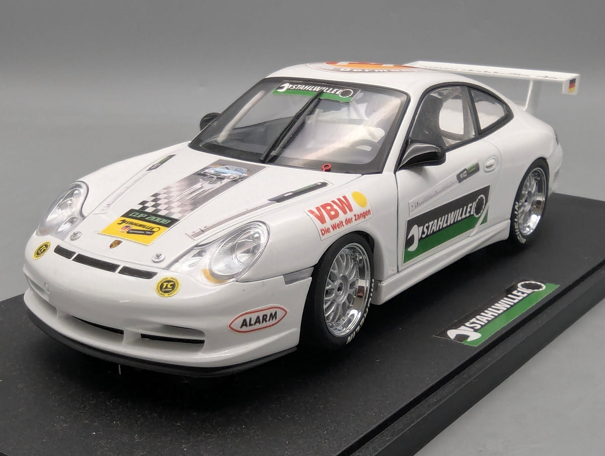 Modellautos 1:18 Umbau Decals Basis AUTOart Porsche 911 Carrera Cup White OVP
