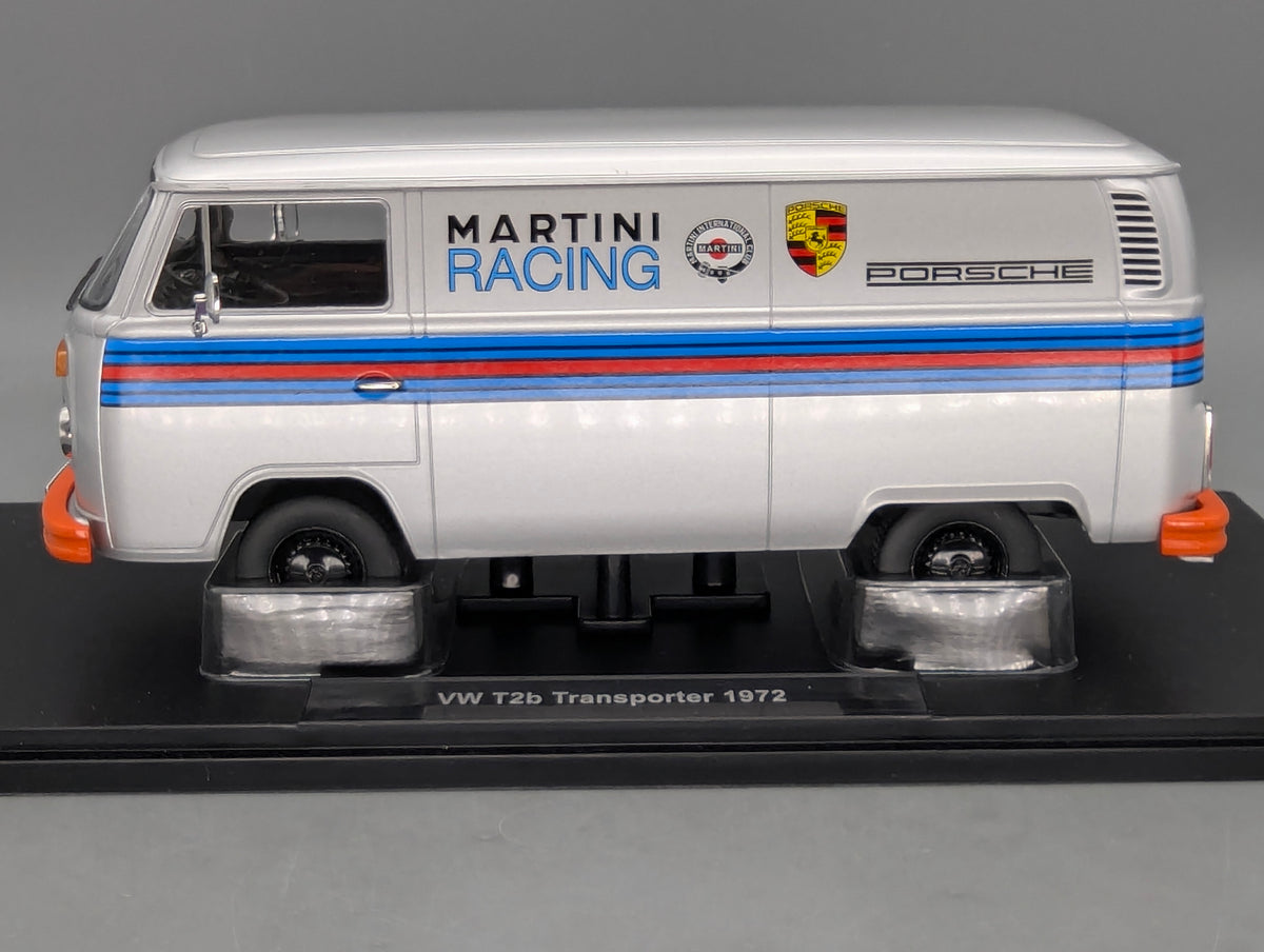 Modellautos 1:18 KK-Scale VW Bus T2b Transporter 1972 Martini Racing Porsche OVP