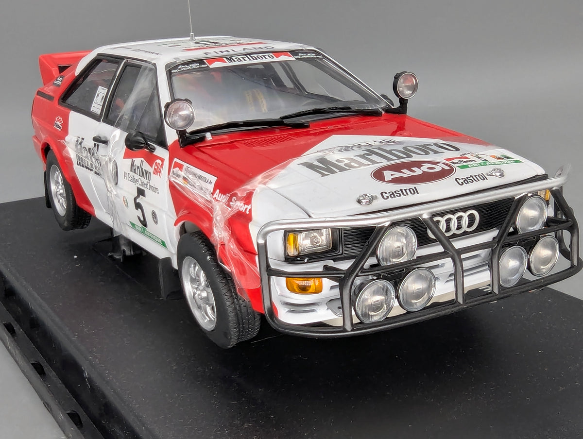 Modellautos 1:18 Sun Star 4221 Audi Quattro Rally Cote D'Ivoire 1982 #5 mit OVP