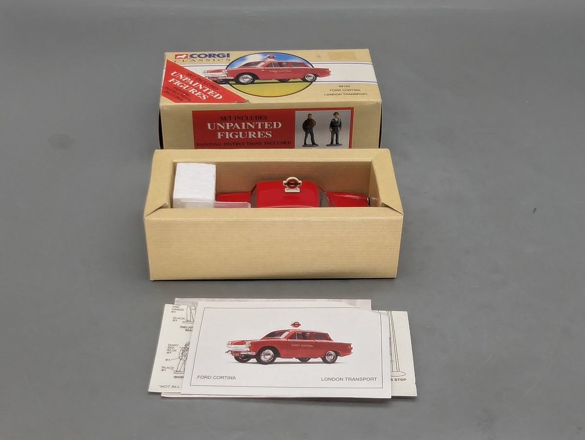Modellautos 1:43 nicht 1:50 Corgi 98165 Ford Cortina mit 2 Figuren und mit OVP