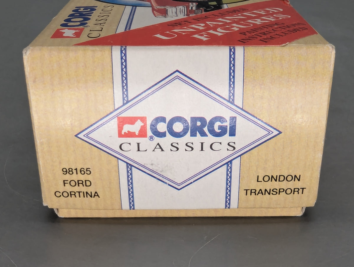 Modellautos 1:43 nicht 1:50 Corgi 98165 Ford Cortina mit 2 Figuren und mit OVP