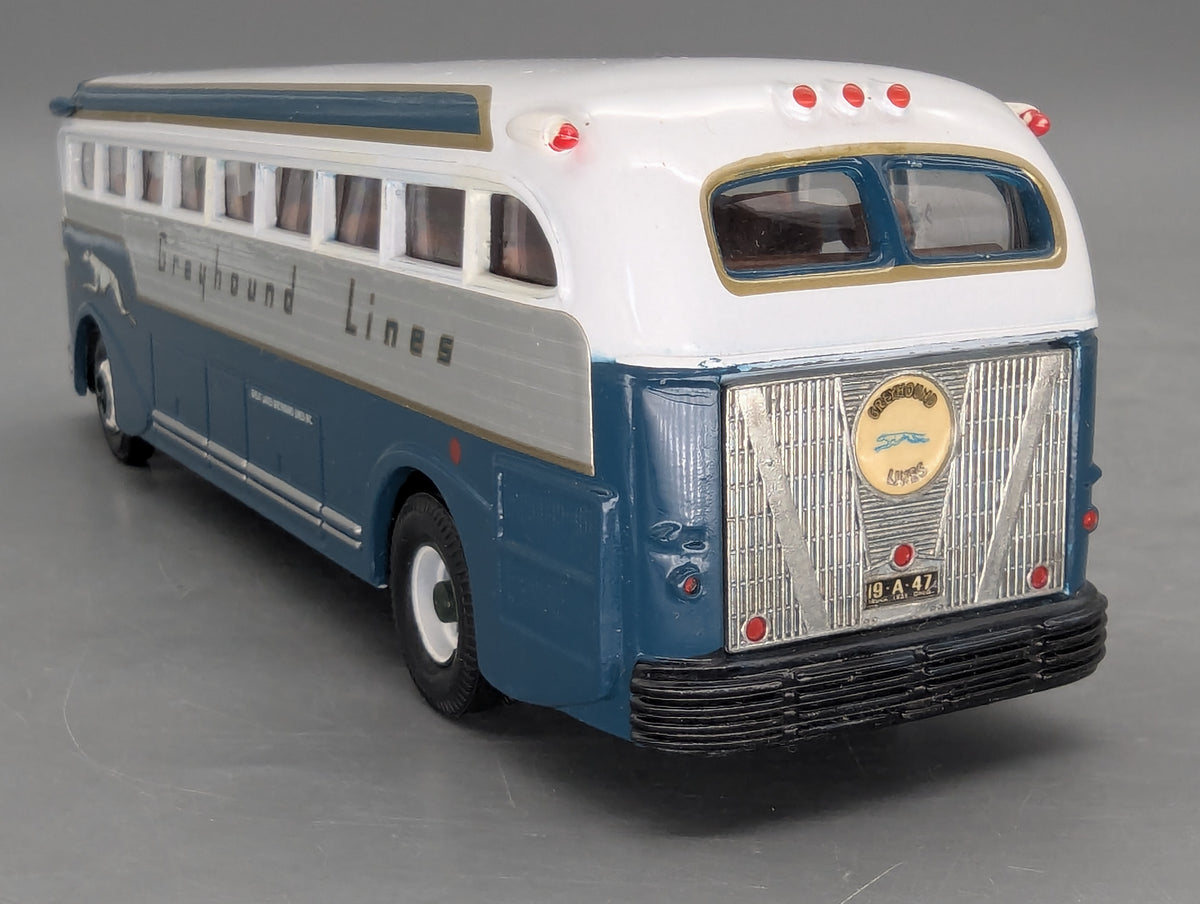 Bus Modell 1:50 Corgi Classics 98470 Yellow Coach 743 Silverside Greyhound OVP