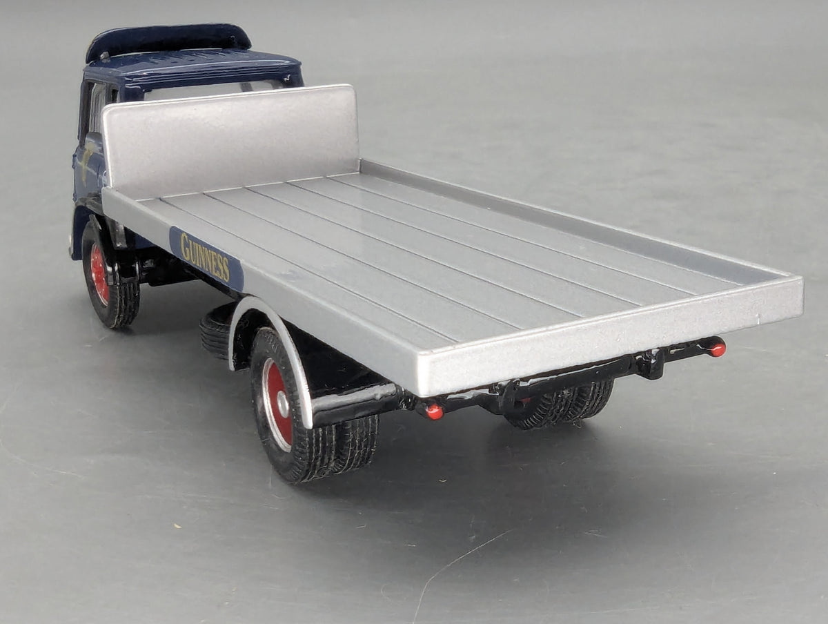 LKW Modell 1:50 Corgi Classics 23201 Bedford TK 4 Wheel Lorry Guinness mit OVP
