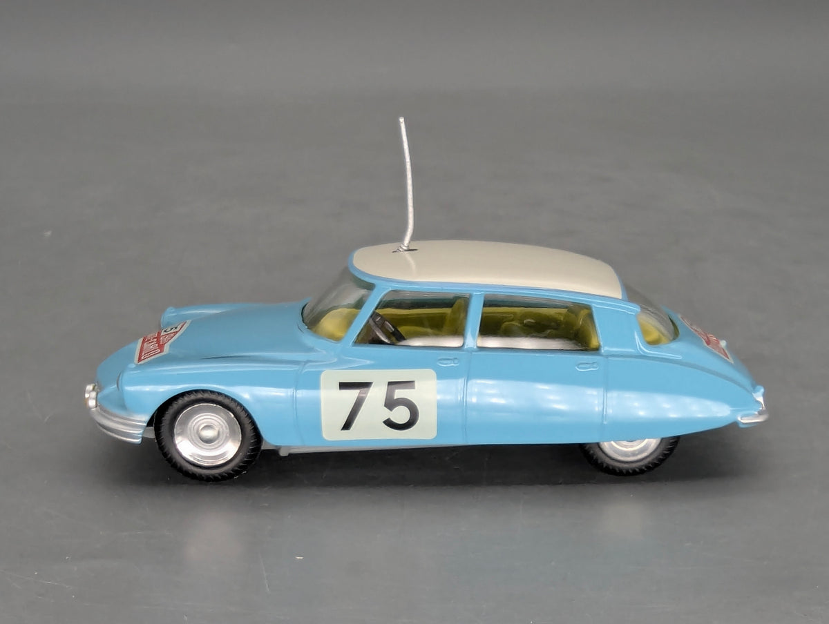 Modellautos 1:43 Corgi Toys 323 Citroen DS19 RMC 1965 Replikat Zertifikat OVP