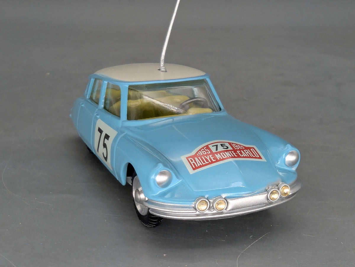 Modellautos 1:43 Corgi Toys 323 Citroen DS19 RMC 1965 Replikat Zertifikat OVP