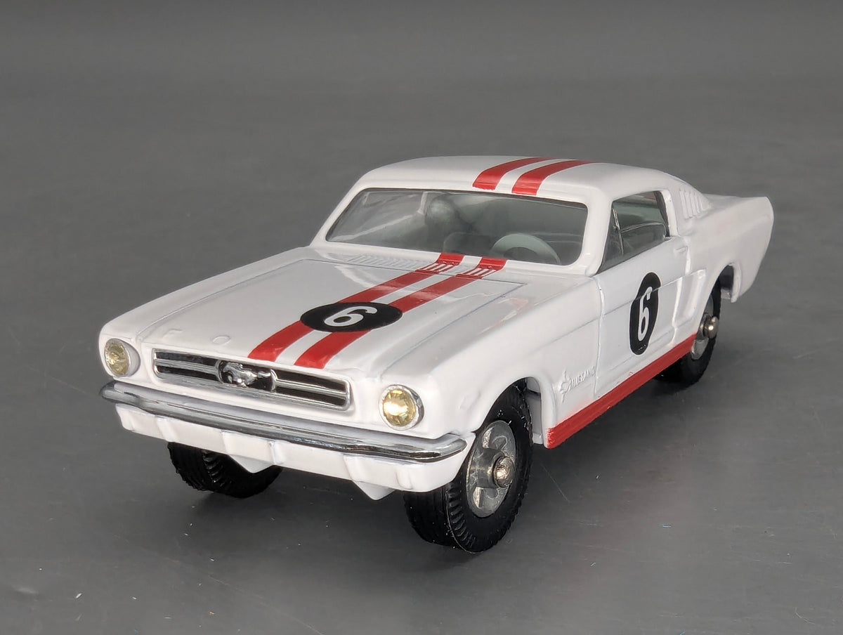 Modellautos 1:43 Corgi Toys 325 Ford Mustang Fastback Replikat Zertifikat OVP