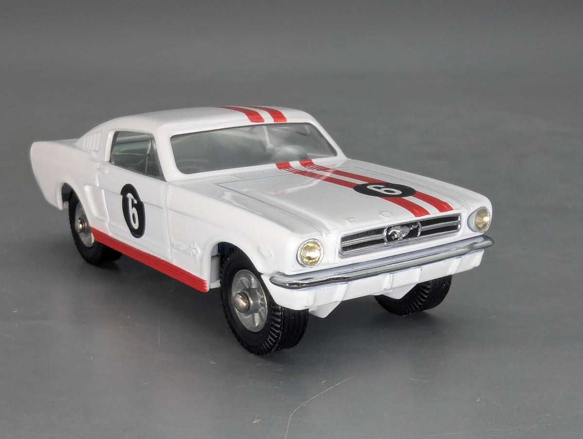 Modellautos 1:43 Corgi Toys 325 Ford Mustang Fastback Replikat Zertifikat OVP