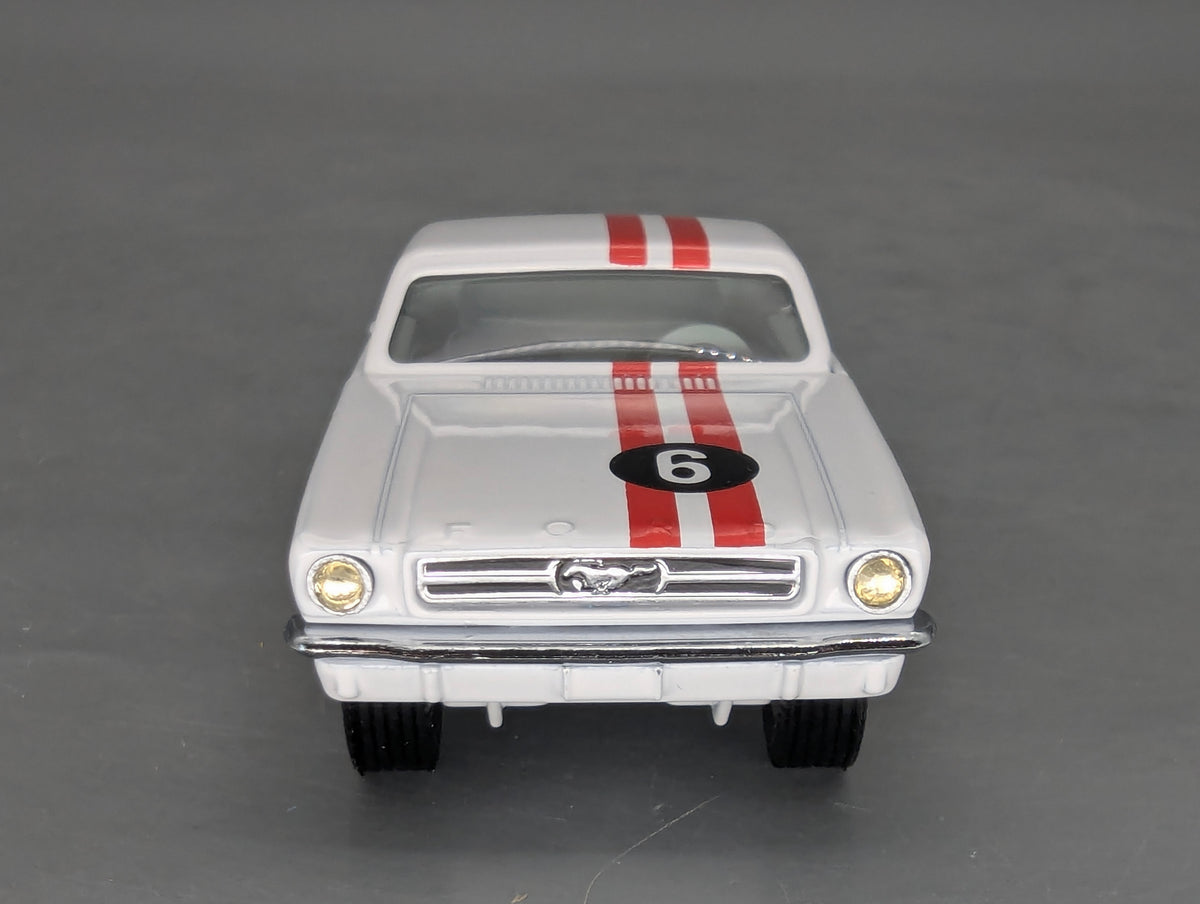 Modellautos 1:43 Corgi Toys 325 Ford Mustang Fastback Replikat Zertifikat OVP