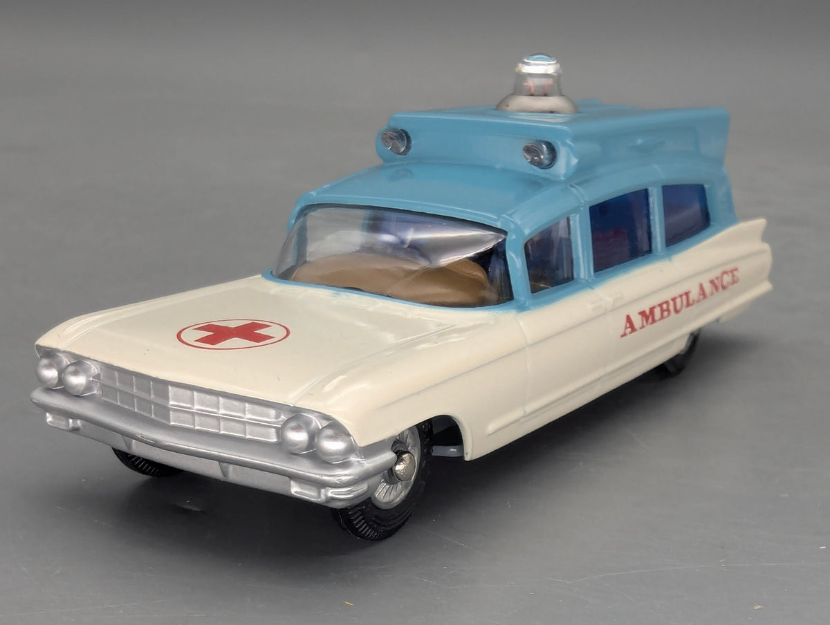 Modellautos 1:43 Corgi Toys Cadillac Ambulance mit Licht Replikat Zertifikat OVP