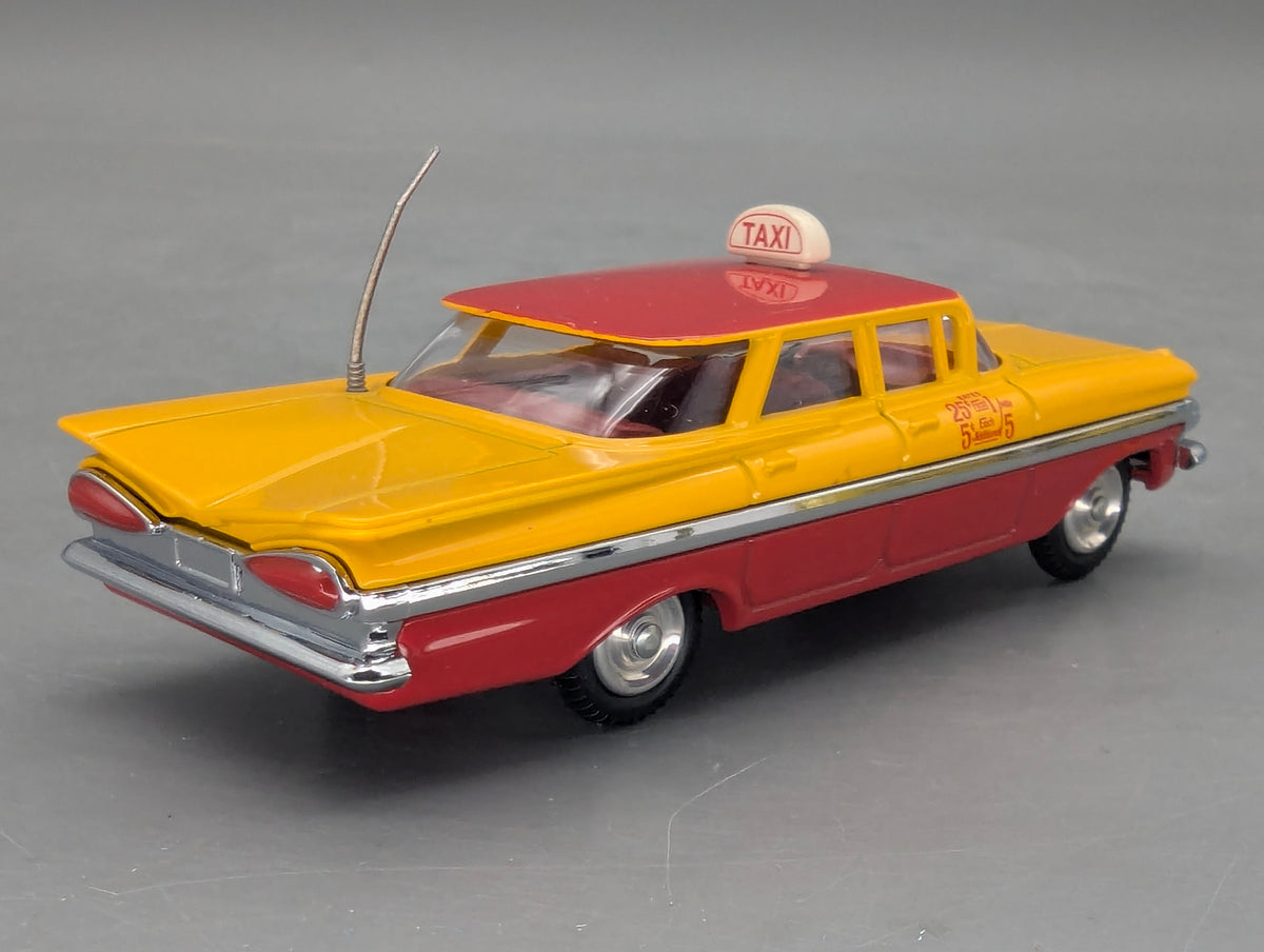 Modellautos 1:43 Corgi Toys 480 Chevrolet Taxi Cab Replikat Zertifikat OVP