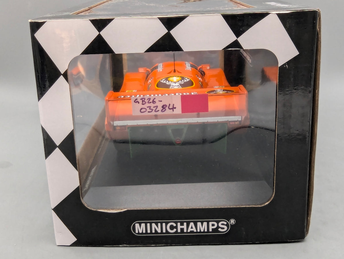 Modellautos 1:18 Minichamps Porsche 962C 1000 km Spa 1986 #17 Boutsen & Jel. OVP
