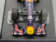 Modellautos 1:18 Minichamps Red Bull Racing Renault Showcar 2011 #1 S Vettel OVP