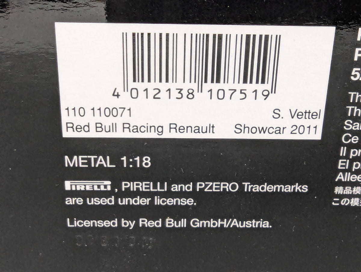 Modellautos 1:18 Minichamps Red Bull Racing Renault Showcar 2011 #1 S Vettel OVP
