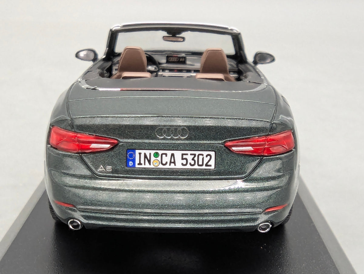 Modellautos 1:43 iScale Audi A5 Cabriolet Gotlandgrün mit Dealer OVP