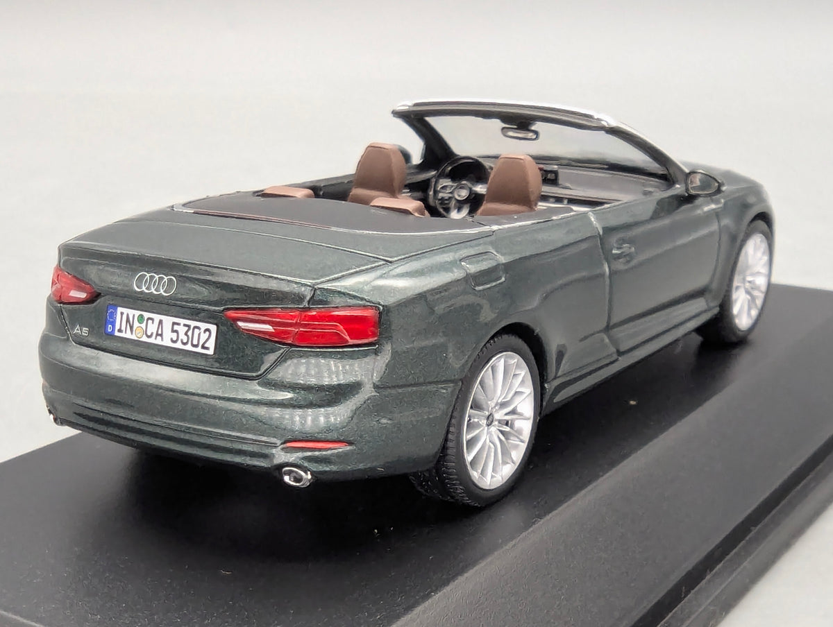 Modellautos 1:43 iScale Audi A5 Cabriolet Gotlandgrün mit Dealer OVP