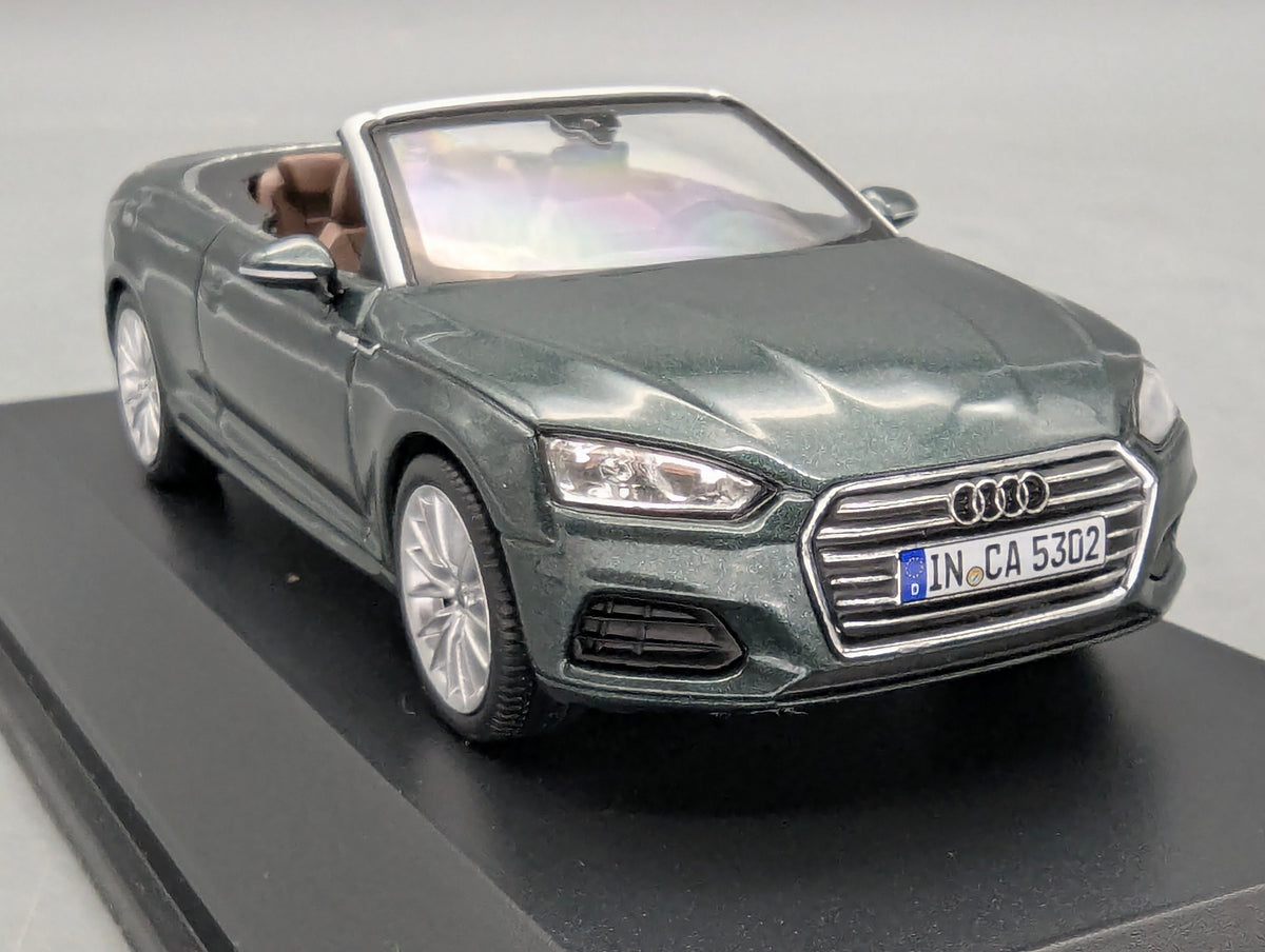 Modellautos 1:43 iScale Audi A5 Cabriolet Gotlandgrün mit Dealer OVP