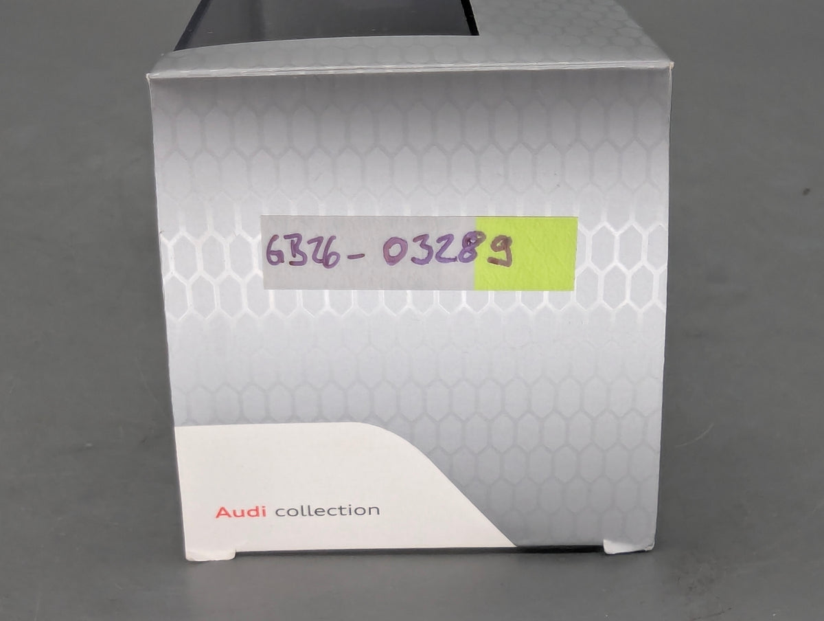 Modellautos 1:43 iScale Audi A5 Cabriolet Gotlandgrün mit Dealer OVP