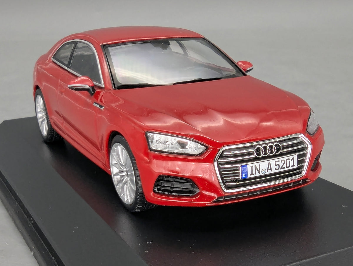 Modellautos 1:43 iScale Audi A5 Coupe Tangorot mit Dealer OVP