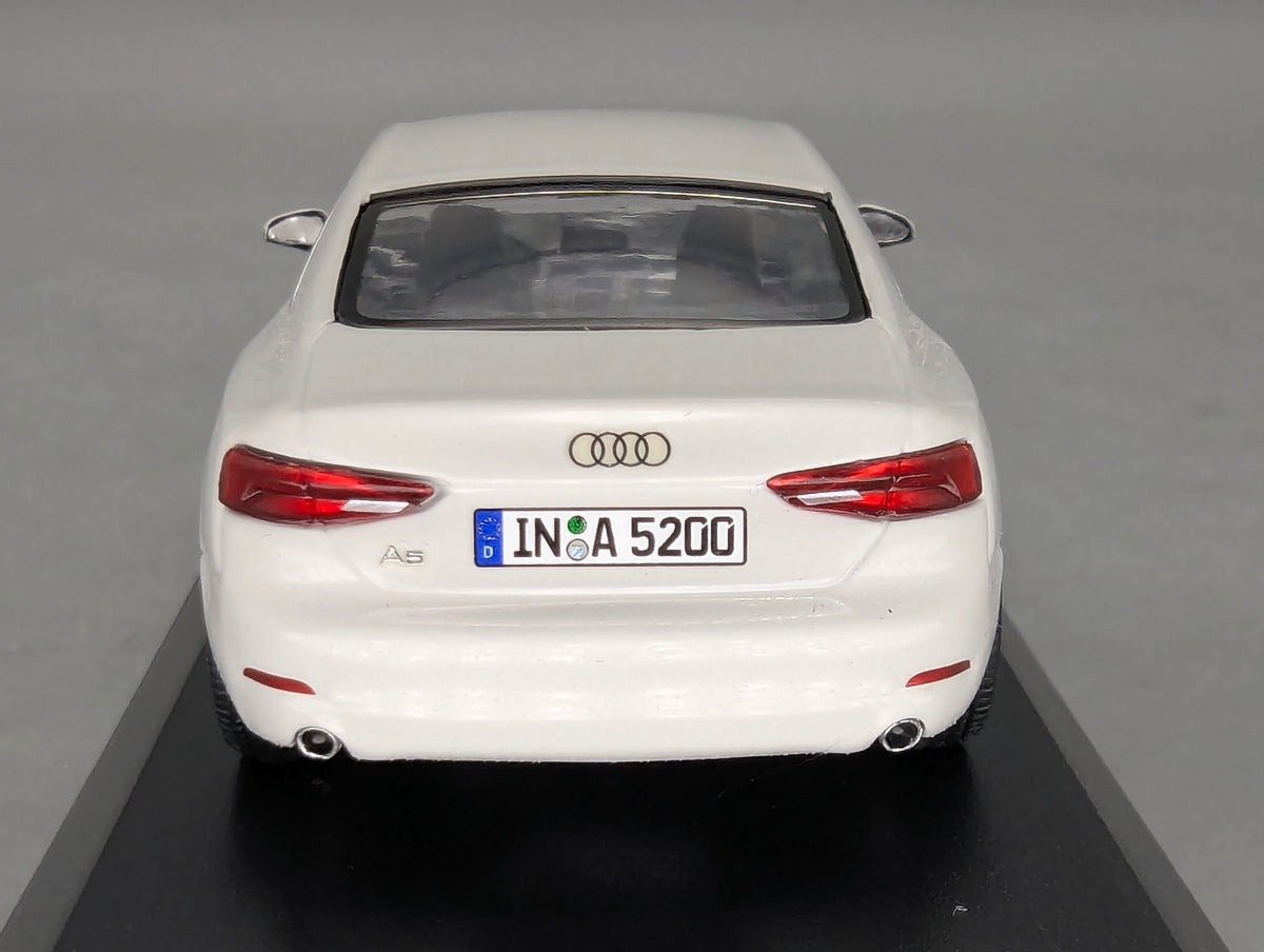 Modellautos 1:43 iScale Audi A5 Coupe Gletscherweiß mit Dealer OVP