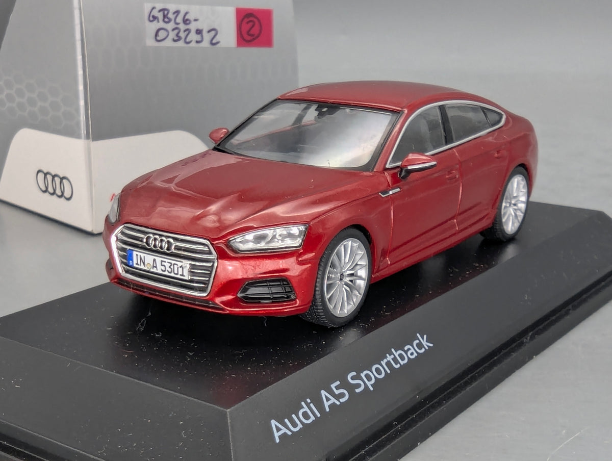 Modellautos 1:43 iScale Audi A5 Sportback Matadorrot mit Dealer OVP