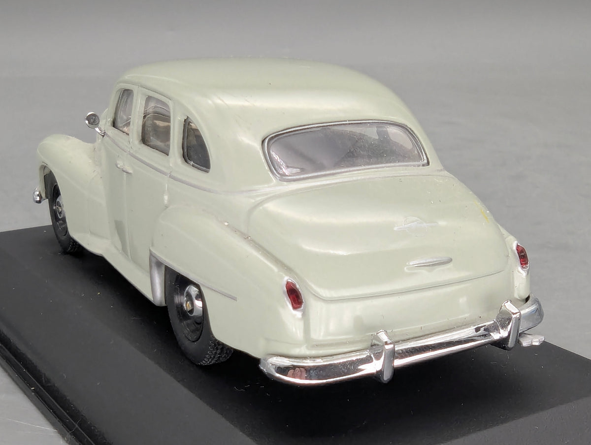 Modellautos 1:43 Minichamps Opel Kapitän 1951 Grau mit OVP